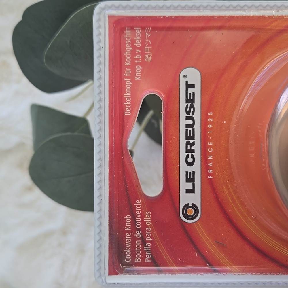 Le Creuset Copper Cookware Knob - Picture 6 of 7